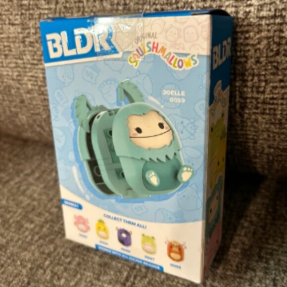 NIB Squishmallows BLDR Series 1 Joelle Yeti Block Building Toy New in Box - Picture 2 of 2